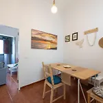 Balcony Spacious 2br Historic Center Daire