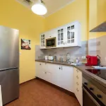 Balcony Spacious 2br Historic Center Arucas