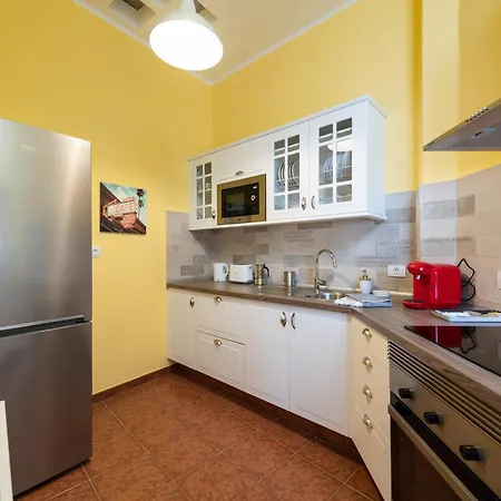 Balcony Spacious 2br Historic Center Arucas