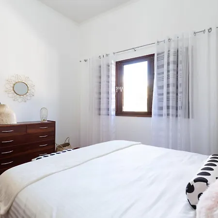 Balcony Spacious 2br Historic Center *