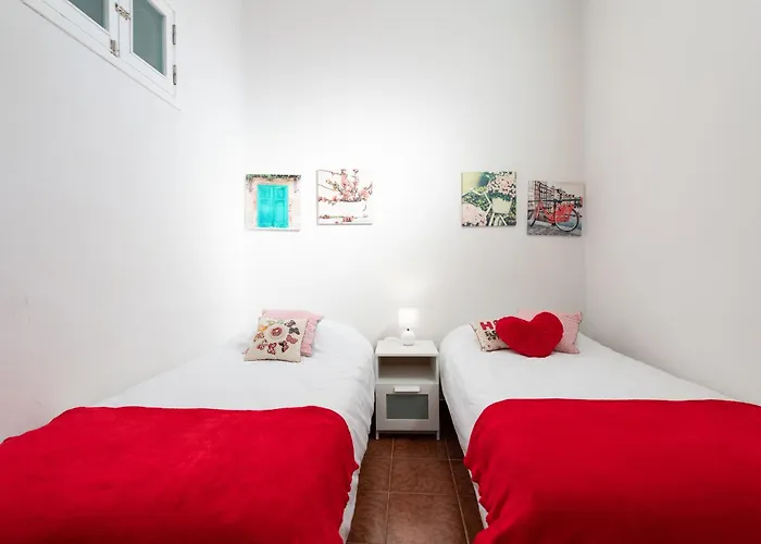 Balcony Spacious 2br Historic Center