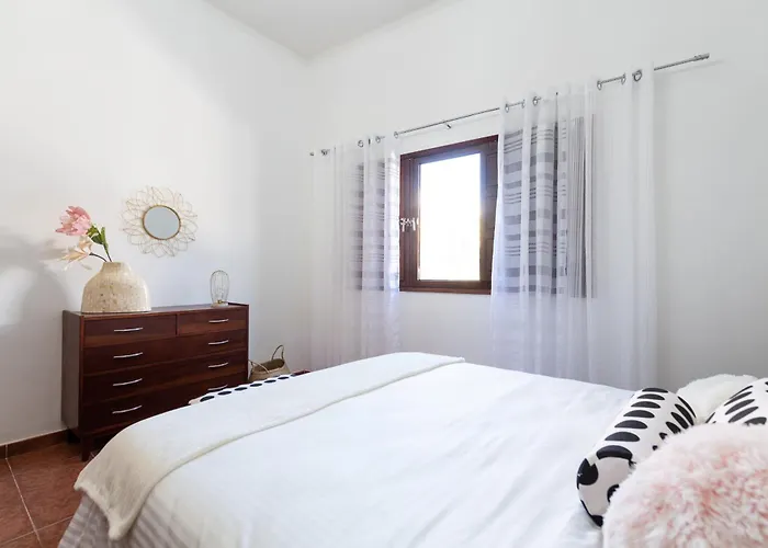 Balcony Spacious 2br Historic Center *